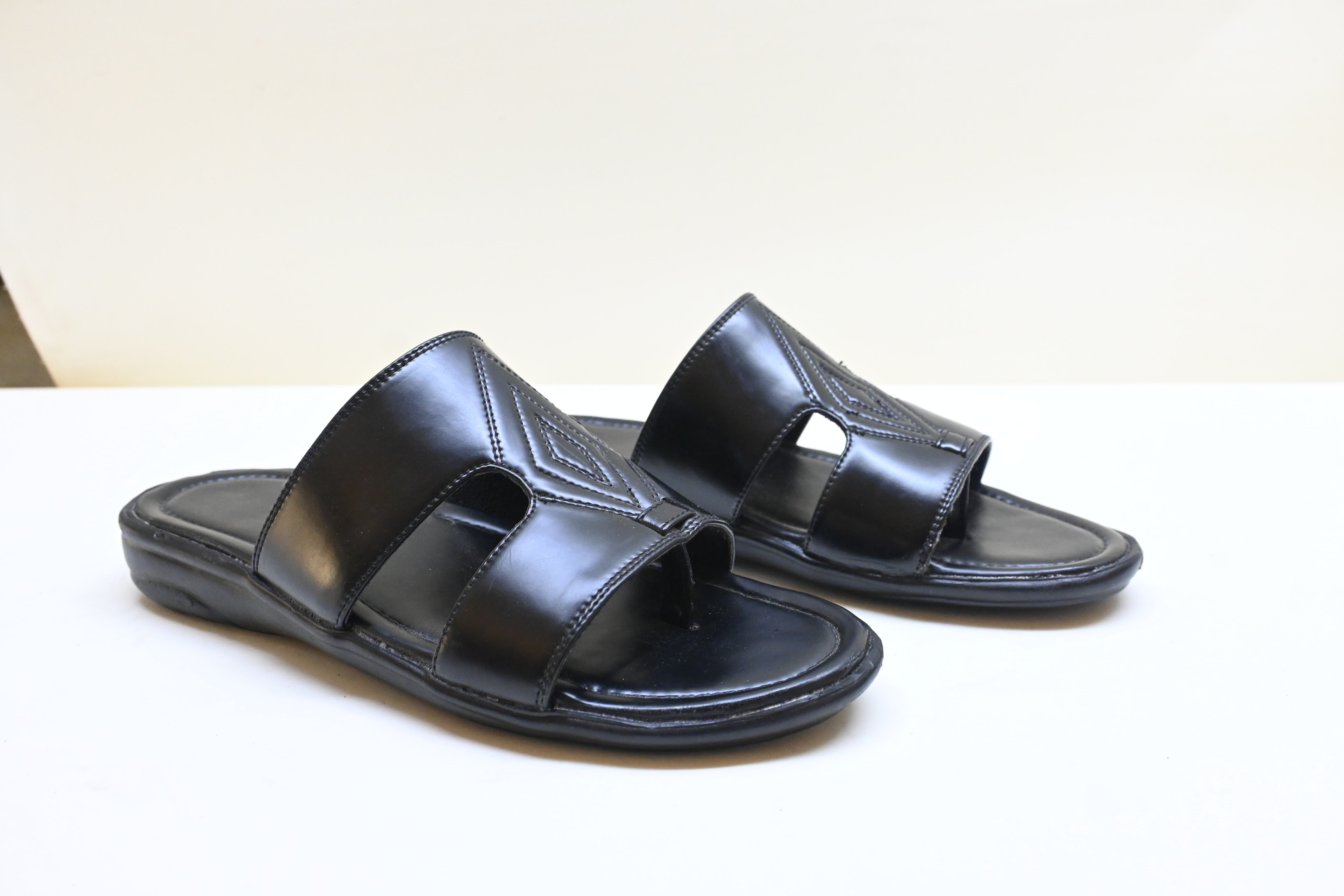 Agra Jail Leather Slippers